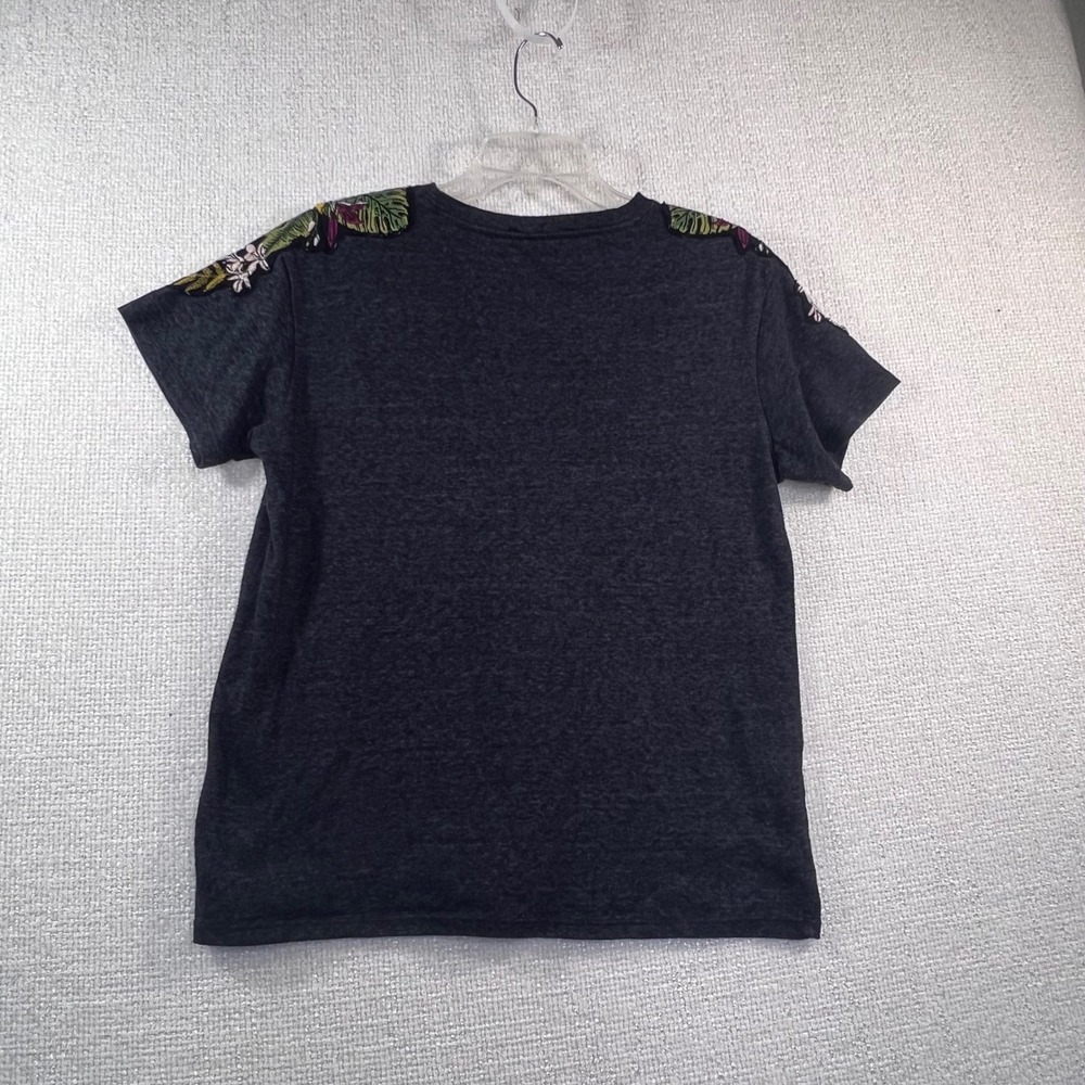 Zara Womens Charcoal Gray Embroidered Tropical Floral Shoulder T-Shirt Size M - Picture 3 of 8